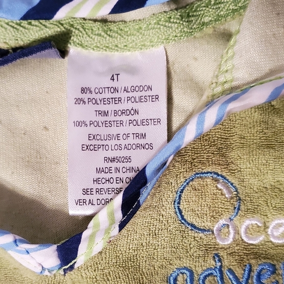 3/4 swim lot 2 trunks,tee and cover up - Picture 2 of 5